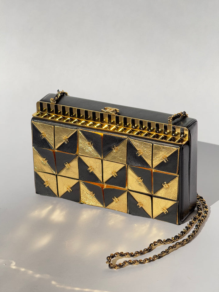 Chanel 19A Egypt Gold Lambskin Minaudiere Crossbody Black Gold 2019