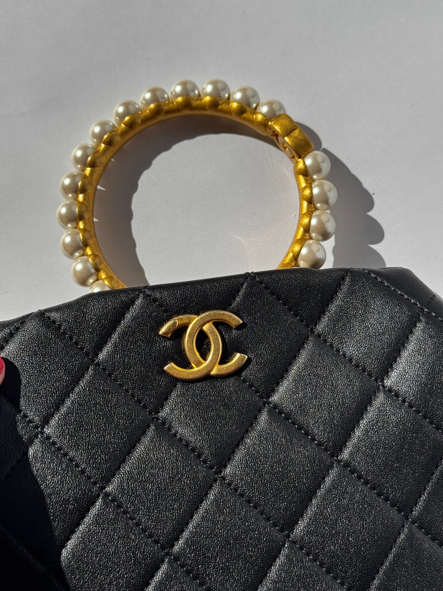 Chanel Black Lambskin Quilted Pearl Clutch