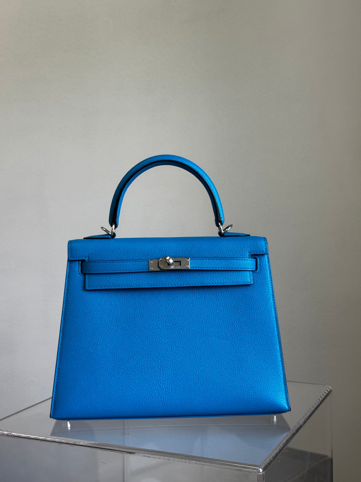 Hermes Bleu Frida Chèvre Kelly 25 Sellier