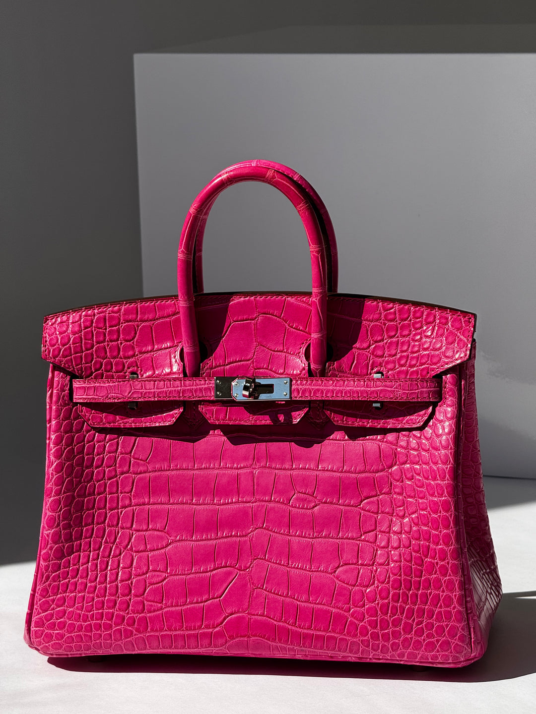 Hermès Birkin 25 Matte Alligator Rose Shocking Palladium Hardware 2019