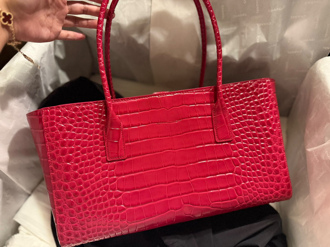 Chanel Small Shopping Bag Crocodile Embossed Calfskin Pink 2026