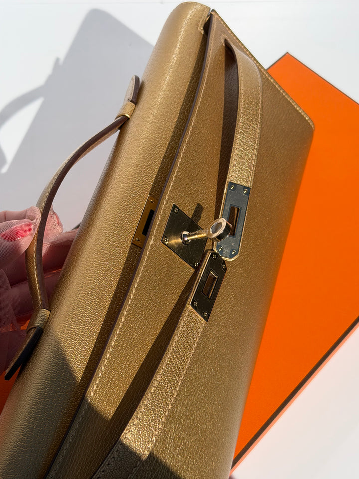 Hermes Kelly Cut Gold Metallic Chevre Dore