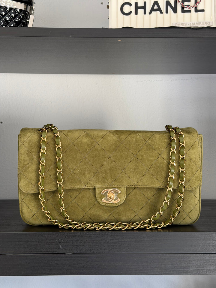 Chanel Maxi 32 Flap Bag Beige Souplissimo Suede Calfskin Gold Tone Hardware 2026