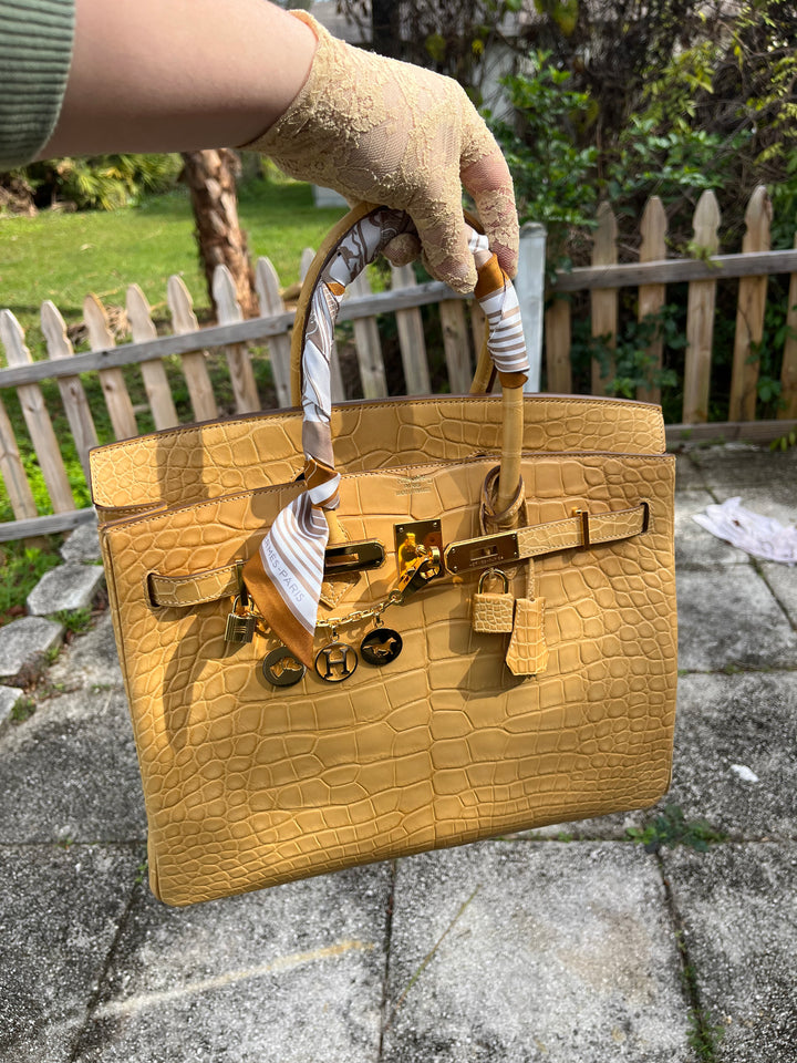 Hermes Poussiere Matte Croc Birkin 35 GHW