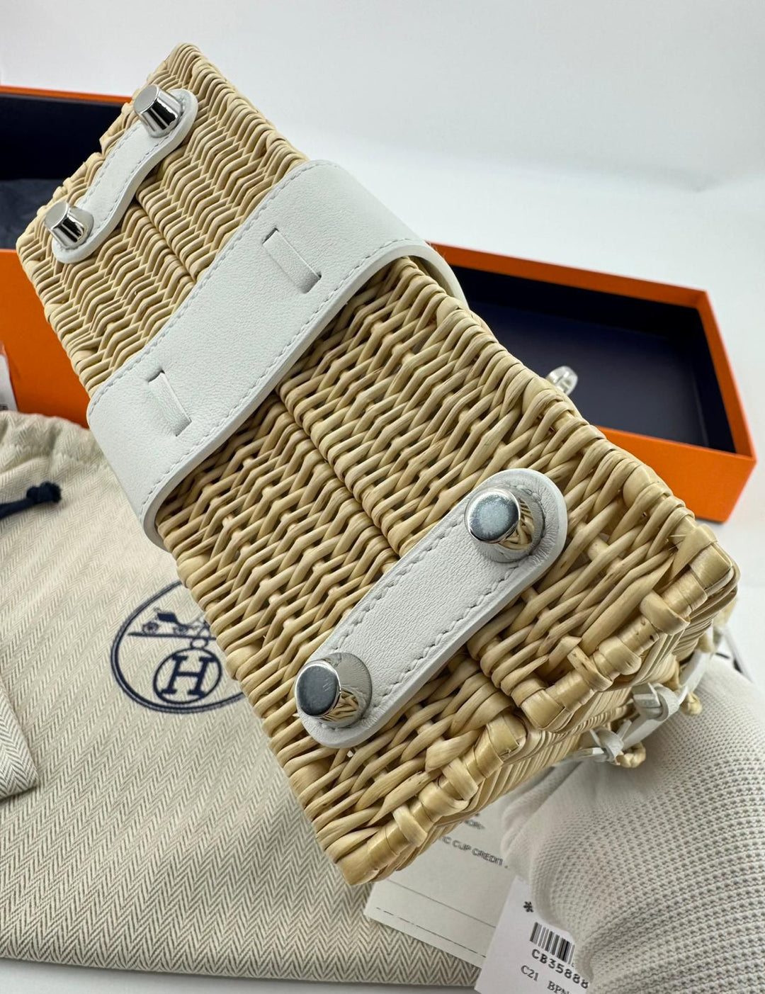 Hermès Mini Kelly Picnic Wicker New White Palladium Hardware 2023