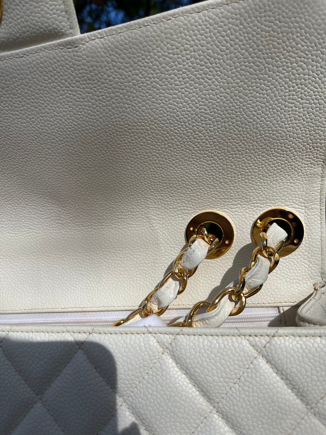 Chanel 1994 Vintage White Caviar Flap Bag 24K GHW