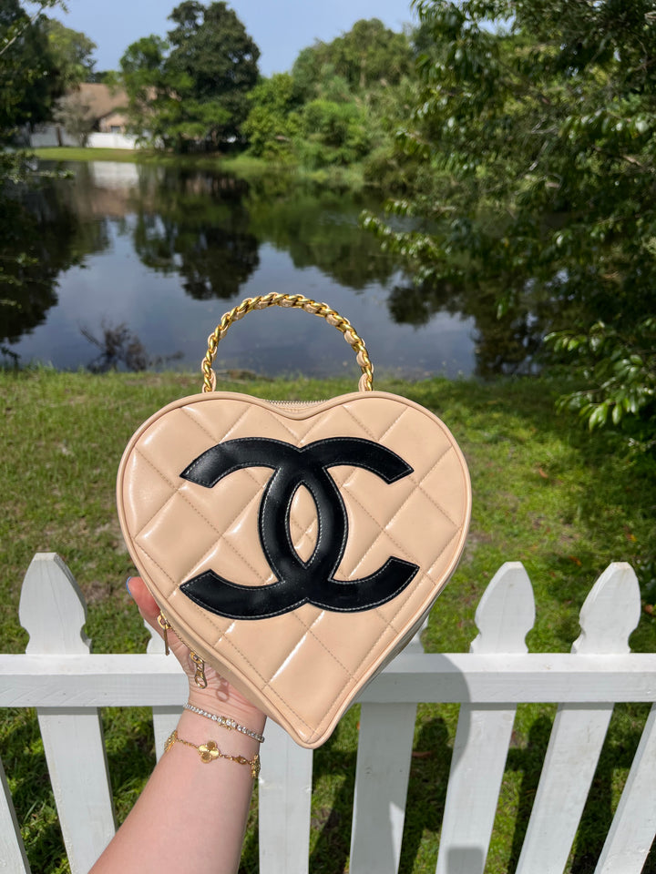 Chanel 1995 CC Beige Heart Vanity Bag