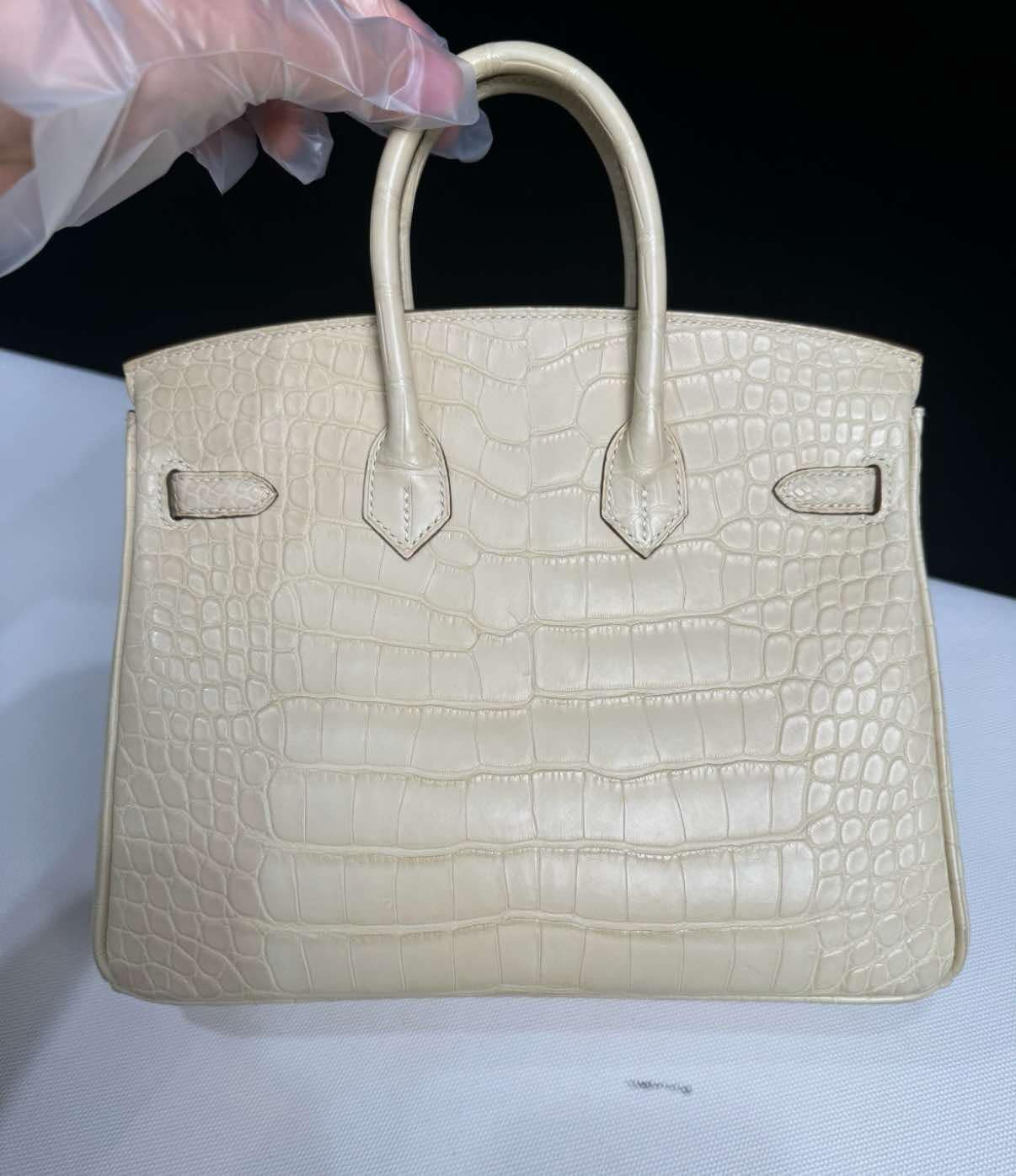 Hermes Matte Crocodile Vanille Birkin 25 GHW