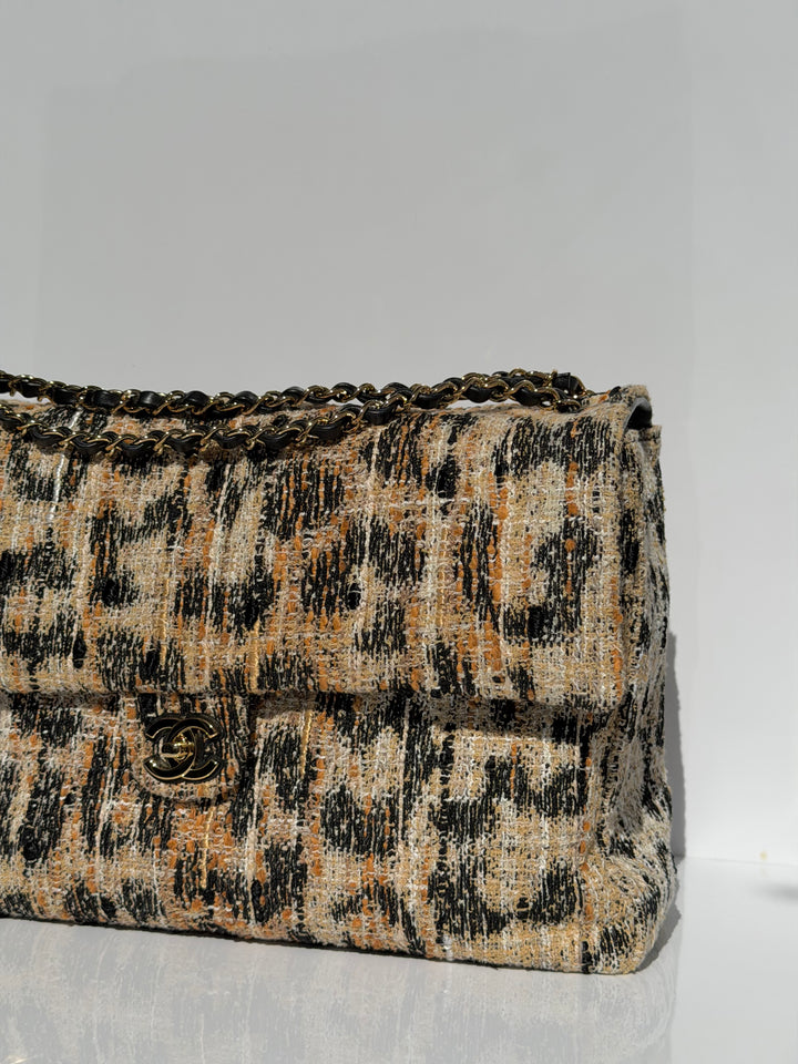 Chanel Maxi Flap Bag Brown Leopard Tweed Mixed Fibers Gold Tone Hardware Métiers D’Art 2026