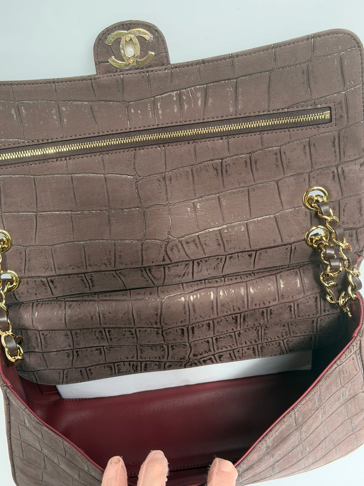 Chanel Maxi Flap Bag Brown Croc-Embossed Suede Calfskin Gold Tone Hardware 2026