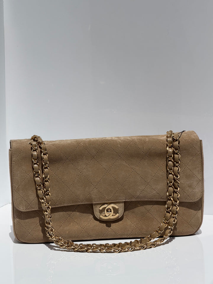 Chanel Maxi Flap Bag Beige Souplissimo Suede Calfskin Gold Tone Hardware 2026