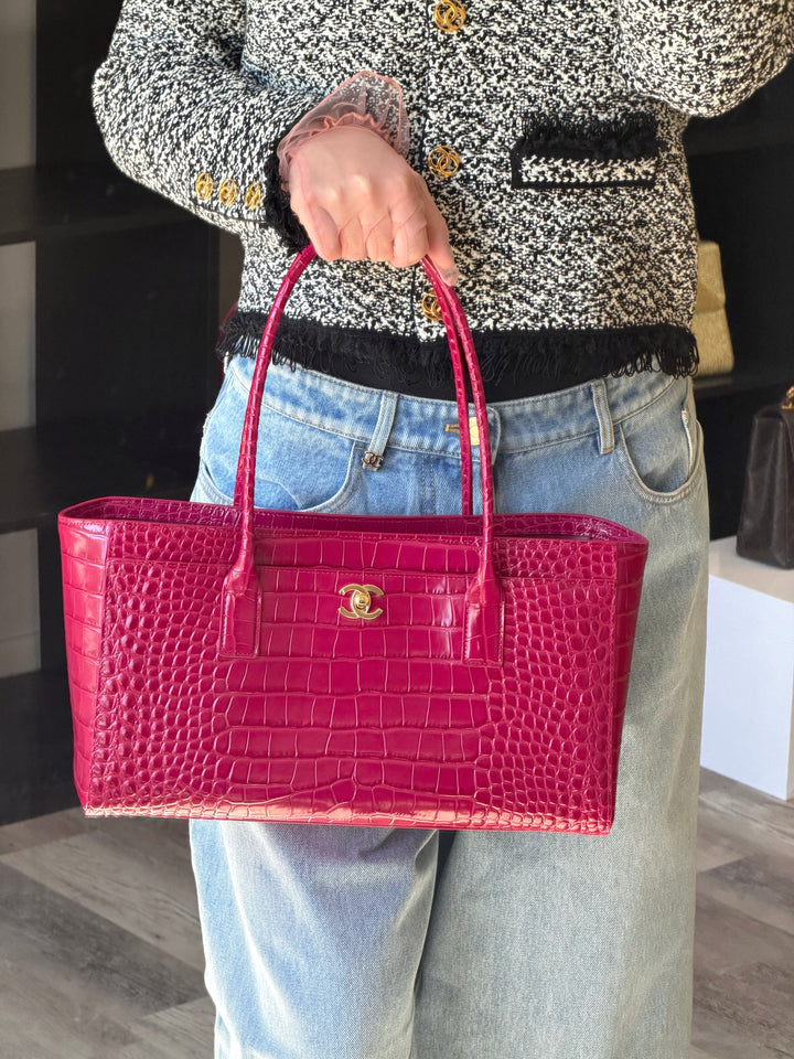 Chanel Small Shopping Bag Crocodile Embossed Calfskin Pink 2026