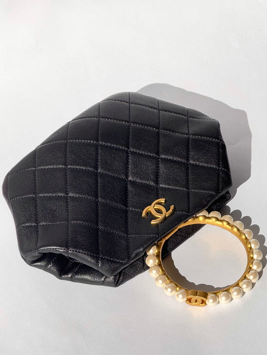 Chanel Black Lambskin Quilted Pearl Clutch