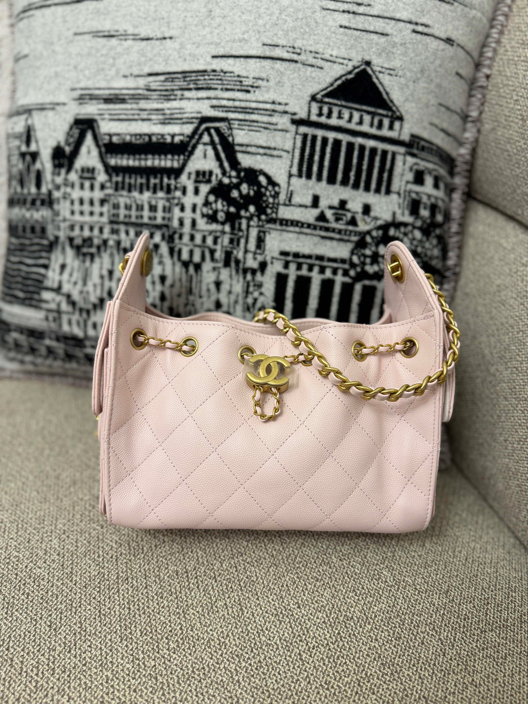 Chanel Mini 25 Hobo Bag Caviar Leather Mauve Pink Antique Gold Hardware 2026