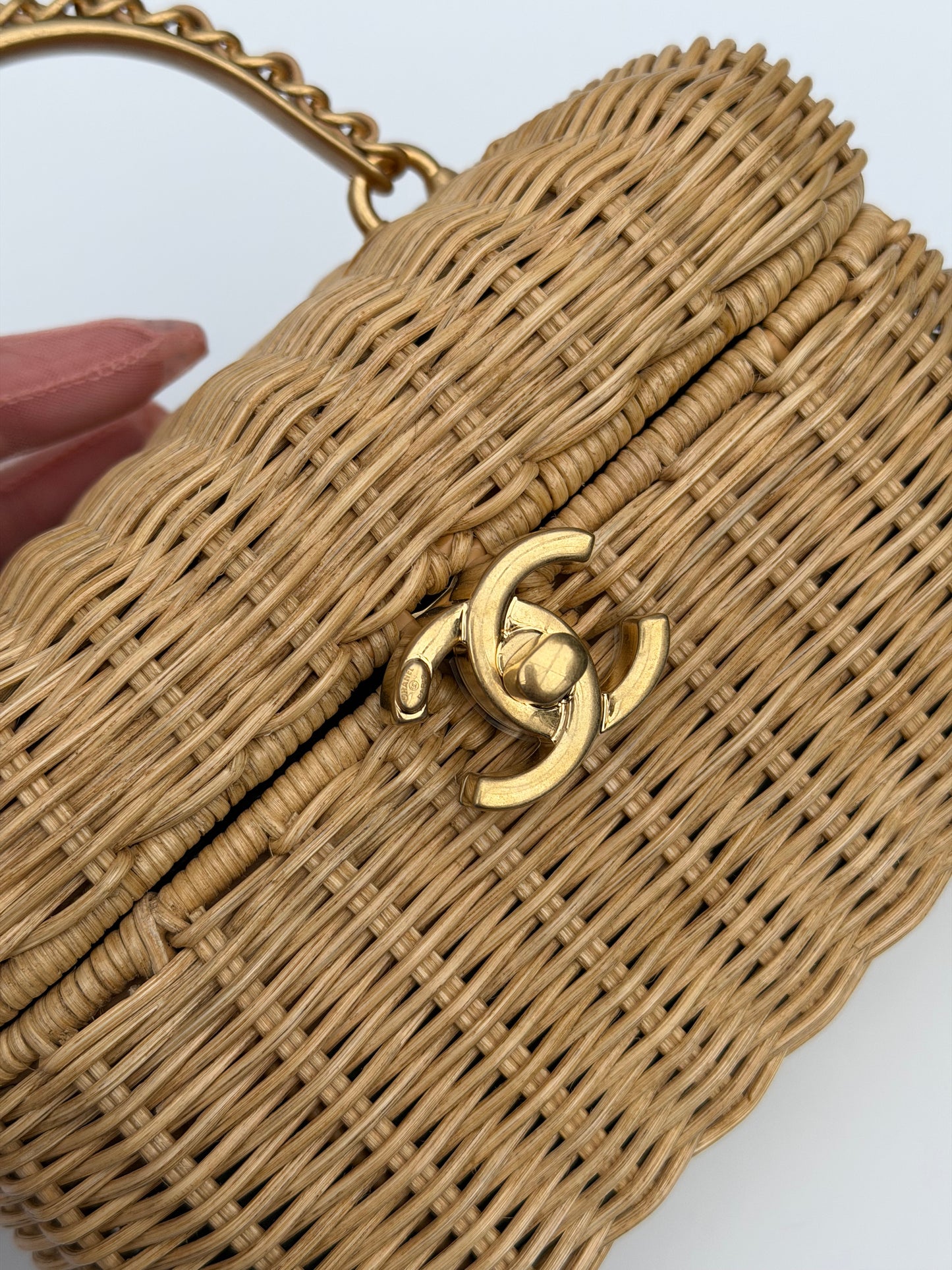 Chanel Cruise 2025/26 Braided Rattan Vanity Case