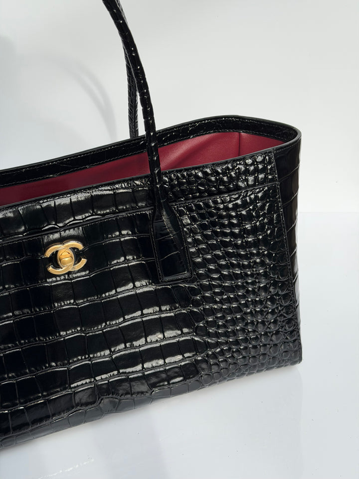 Chanel Small Shopping Bag Crocodile Embossed Calfskin Black 2026