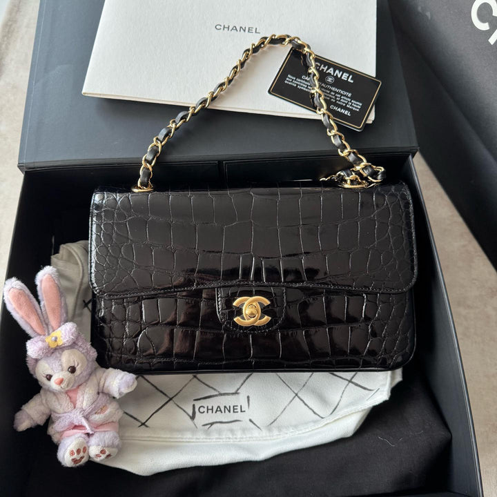 Chanel Medium Classic Flap Bag Alligator Black Gold Hardware 2019
