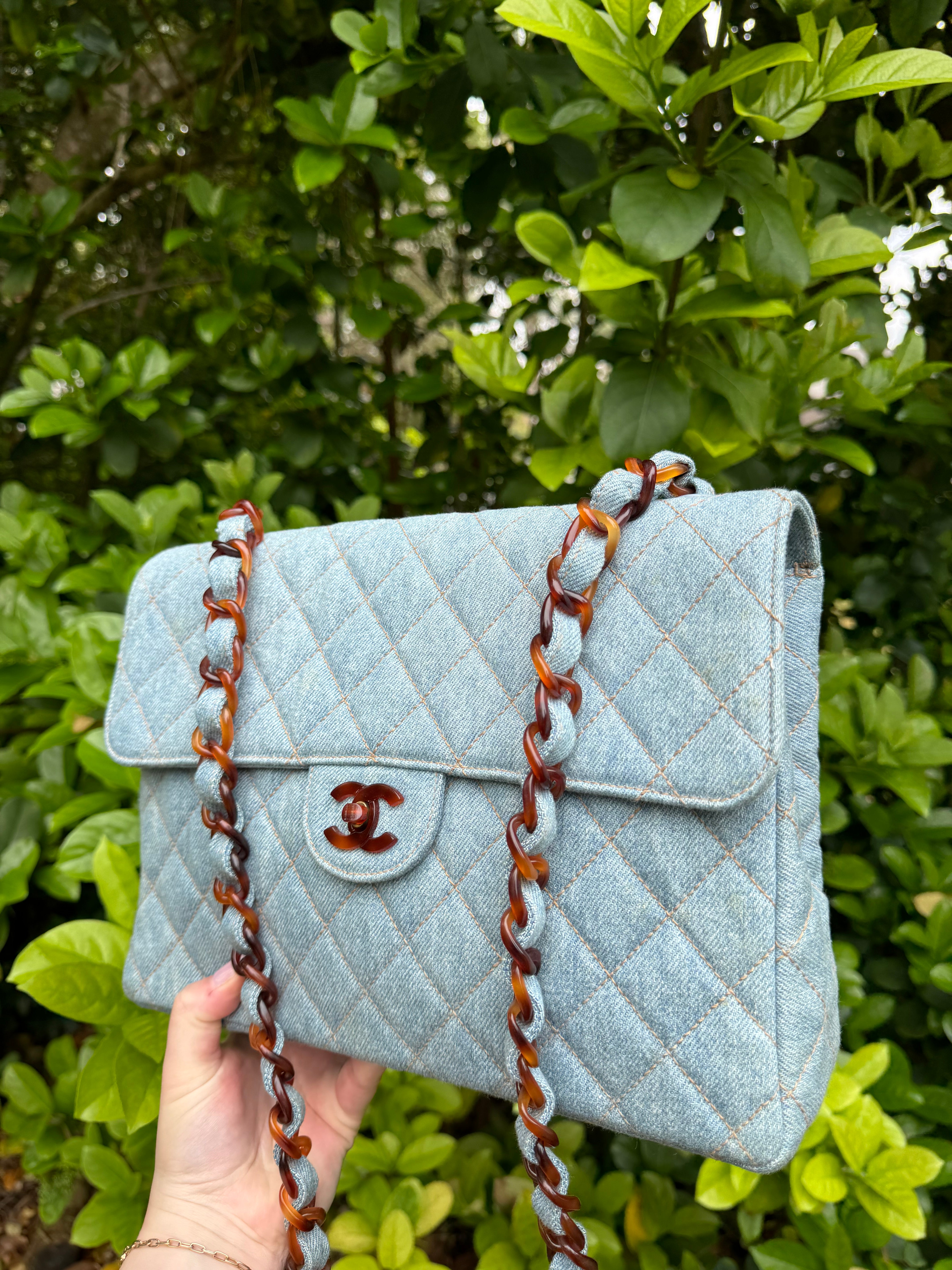 Chanel 1990s Vintage Denim Tortoise Flap Bag – Its A Luv Story