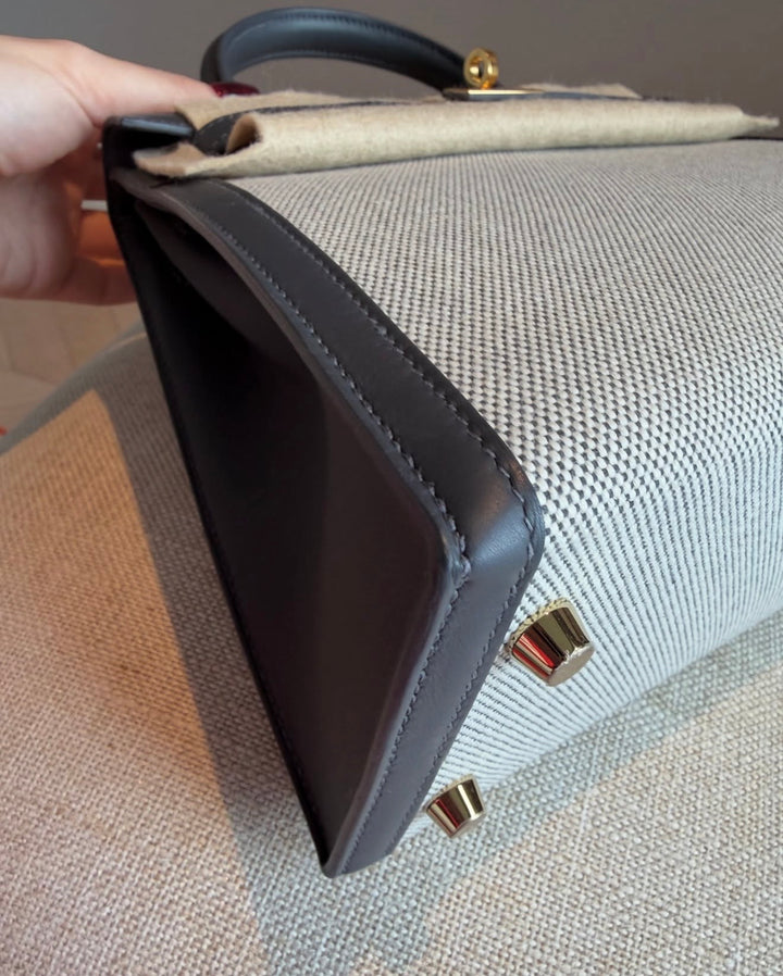 Hermès Limited Edition Ardoise Swift and Ecru Toile Kelly 25 Sellier Gold Hardware 2025