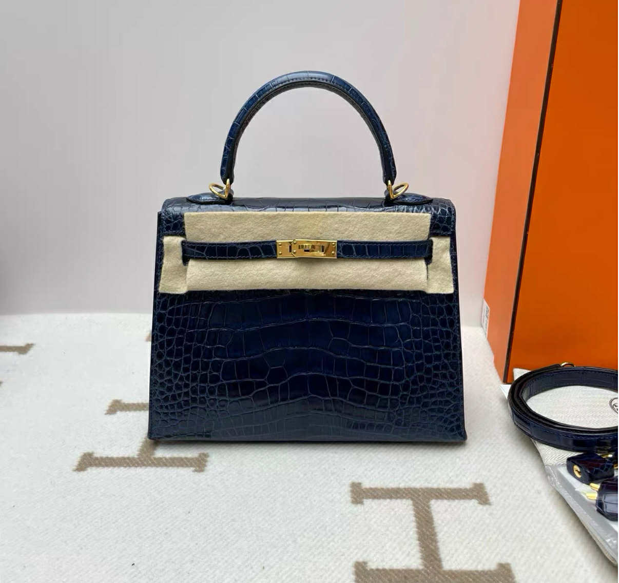 Hermes Blue Sapphire Alligator Kelly 25 Sellier