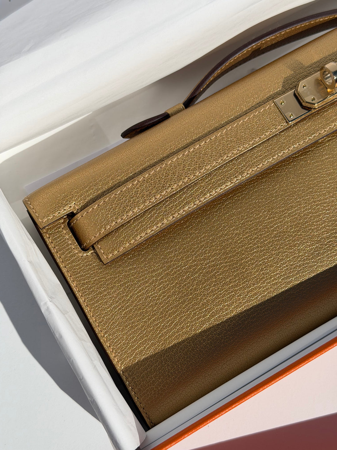 Hermes Kelly Cut Gold Metallic Chevre Dore