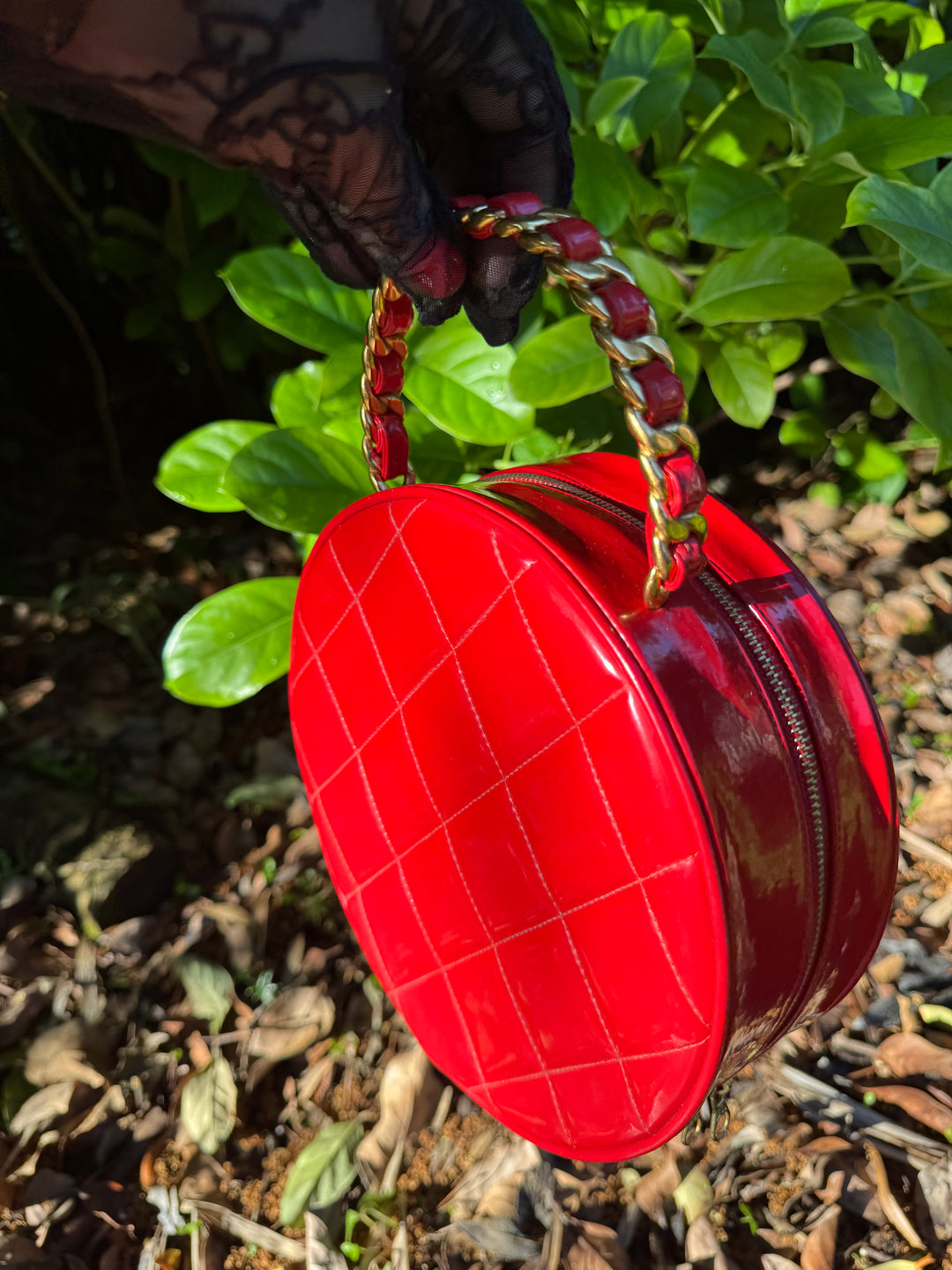 Chanel 1995 Red Patent Round Vanity