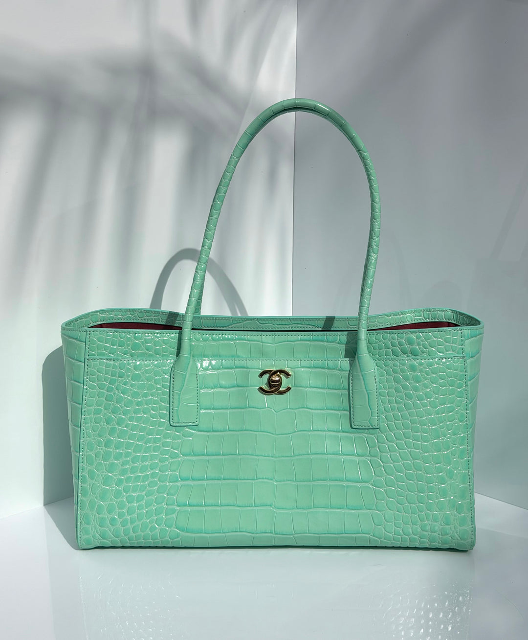 Chanel Small Shopping Bag Crocodile Embossed Calfskin Green 2026