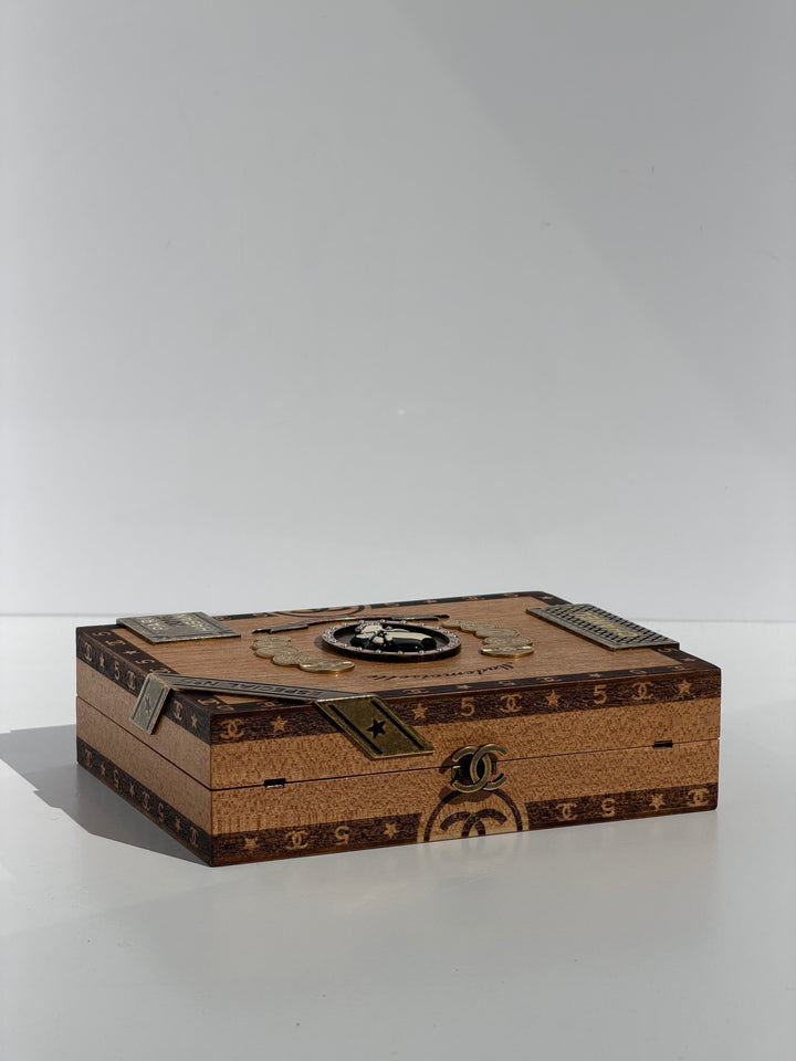Chanel Havana By Night Cigar Box Minaudière 2017