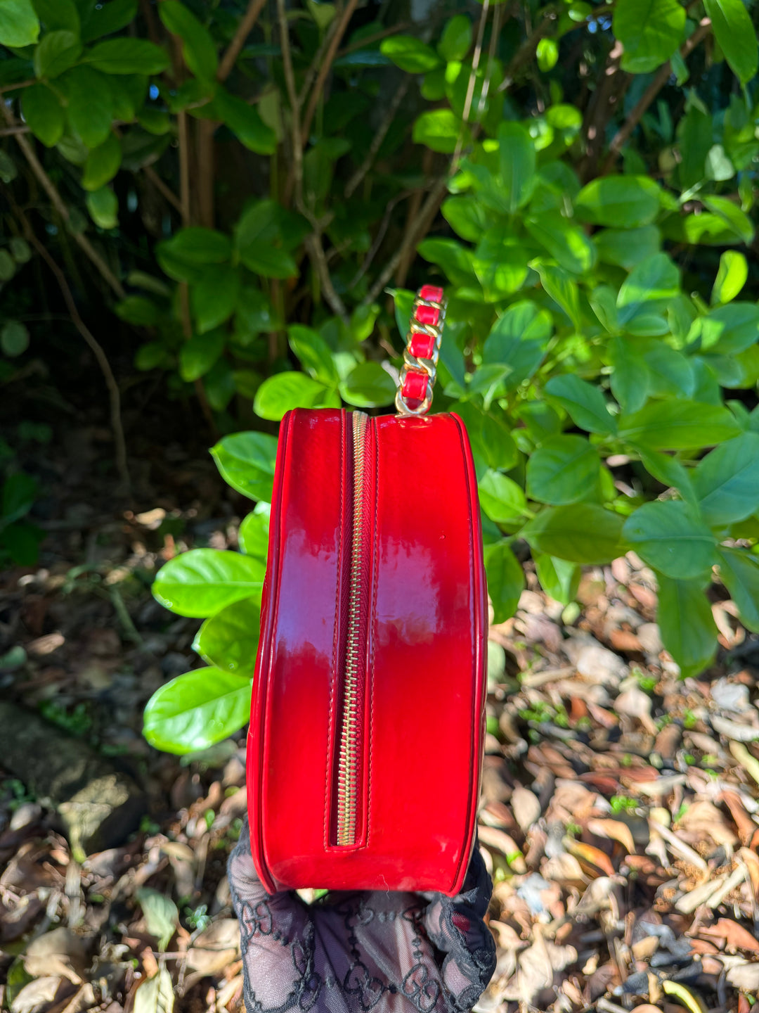 Chanel 1995 Red Patent Round Vanity