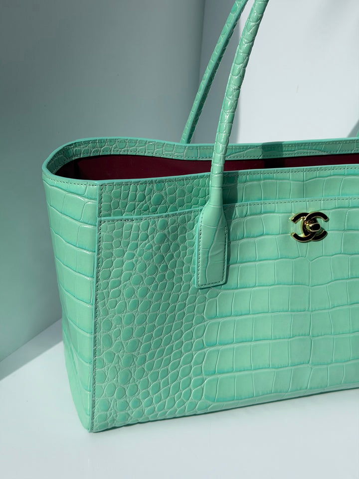 Chanel Small Shopping Bag Crocodile Embossed Calfskin Green 2026