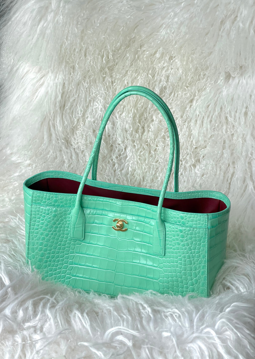Chanel Small Shopping Bag Crocodile Embossed Calfskin Green 2026