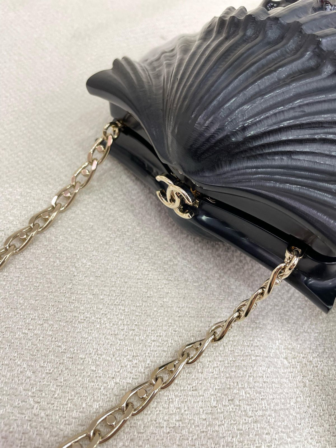 Chanel 19S Black Runway Shell Minaudiere