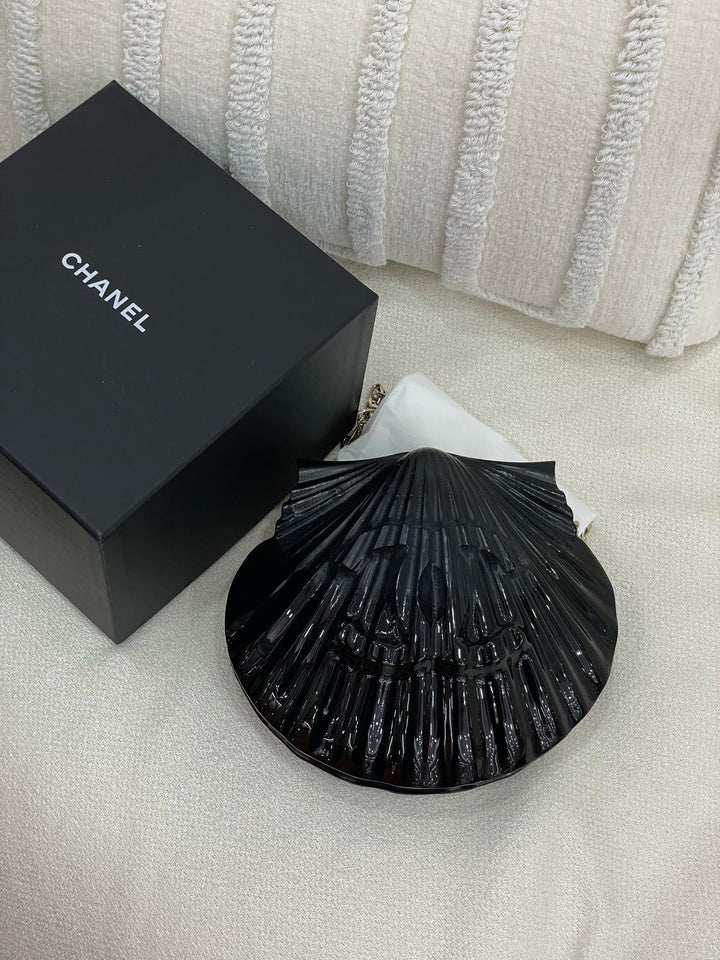 Chanel 19S Black Runway Shell Minaudiere