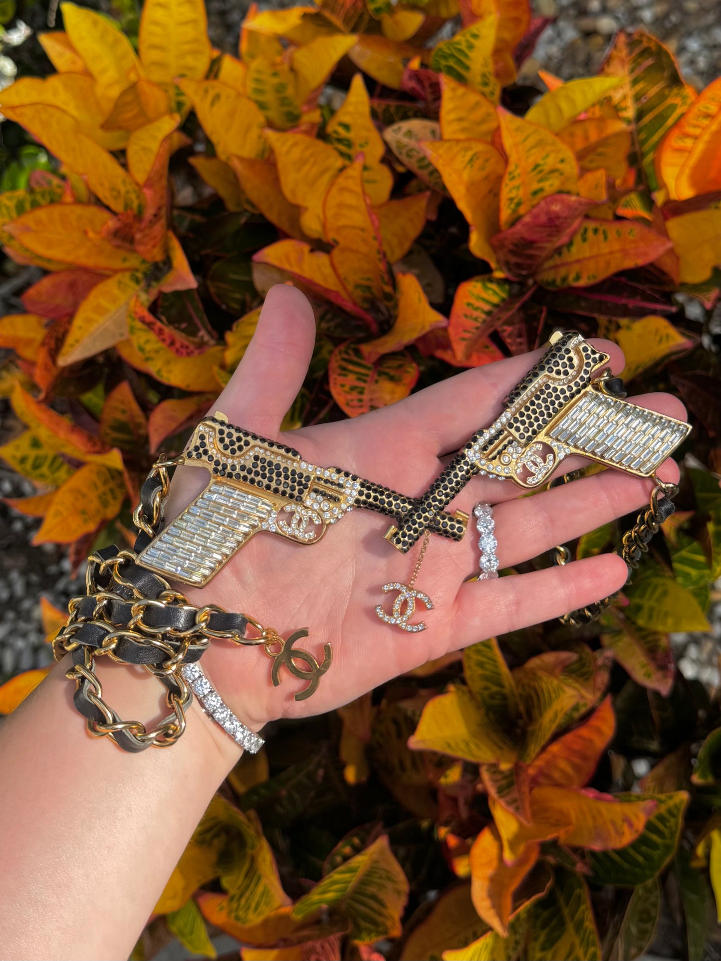 Chanel Vintage Pistols Belt Or Necklace