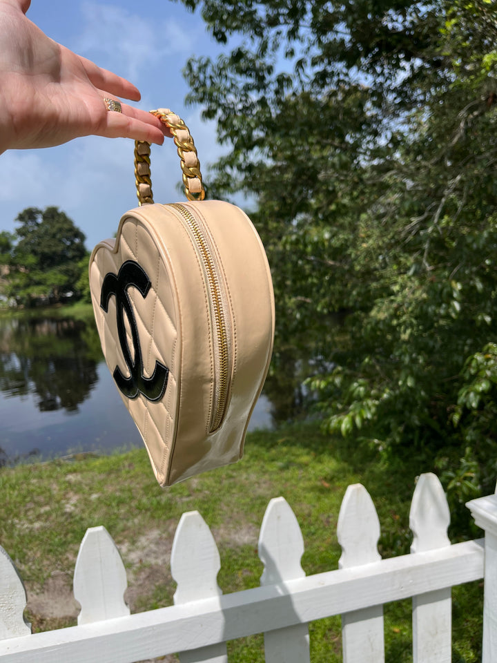 Chanel 1995 CC Beige Heart Vanity Bag