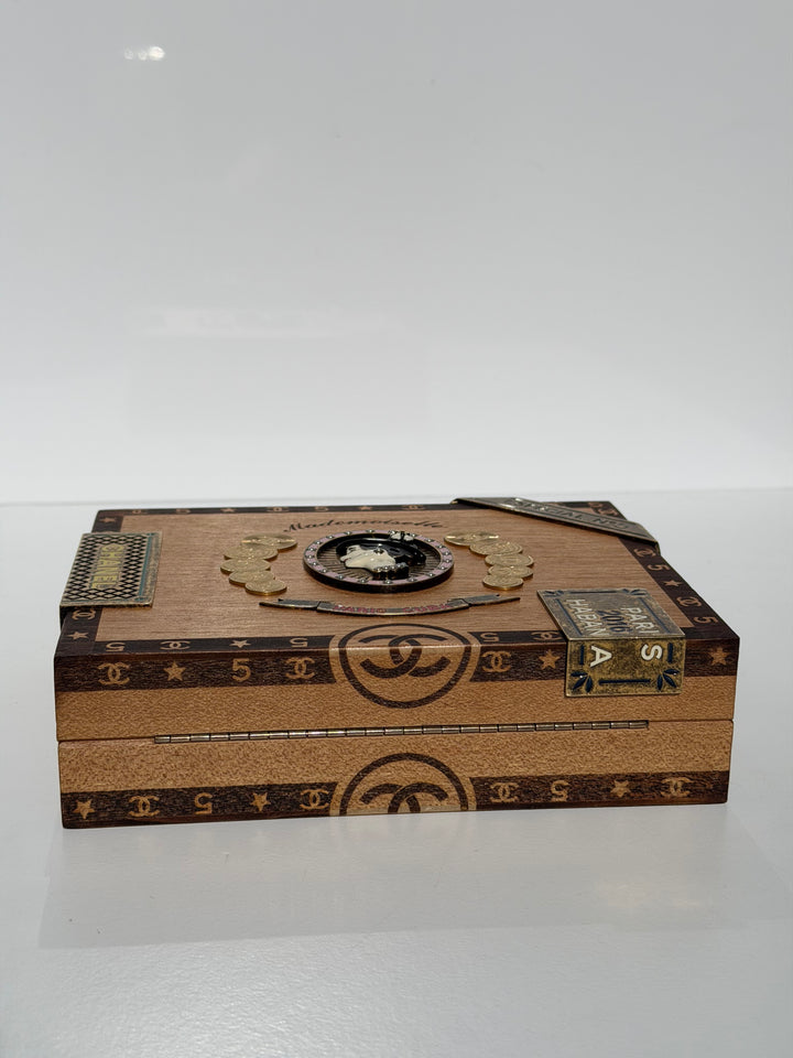 Chanel Havana By Night Cigar Box Minaudière 2017