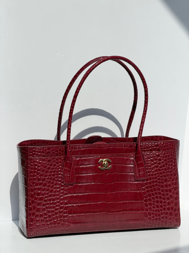 Chanel Small Shopping Bag Crocodile Embossed Calfskin Burgundy 2026