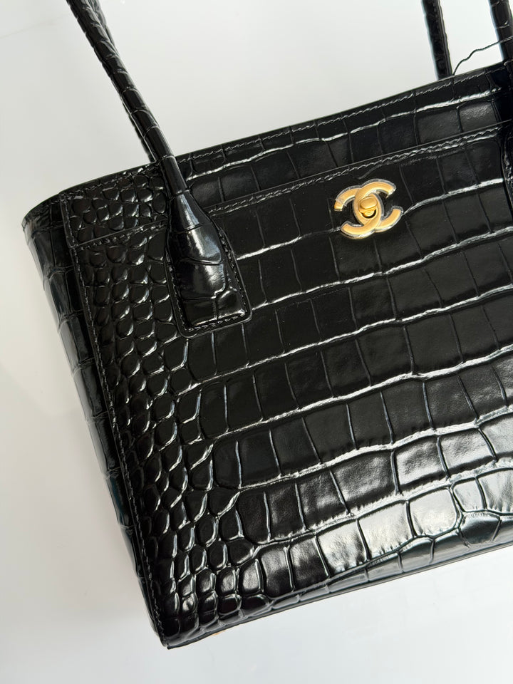 Chanel Mini Shopping Bag Crocodile Embossed Calfskin Black 2026