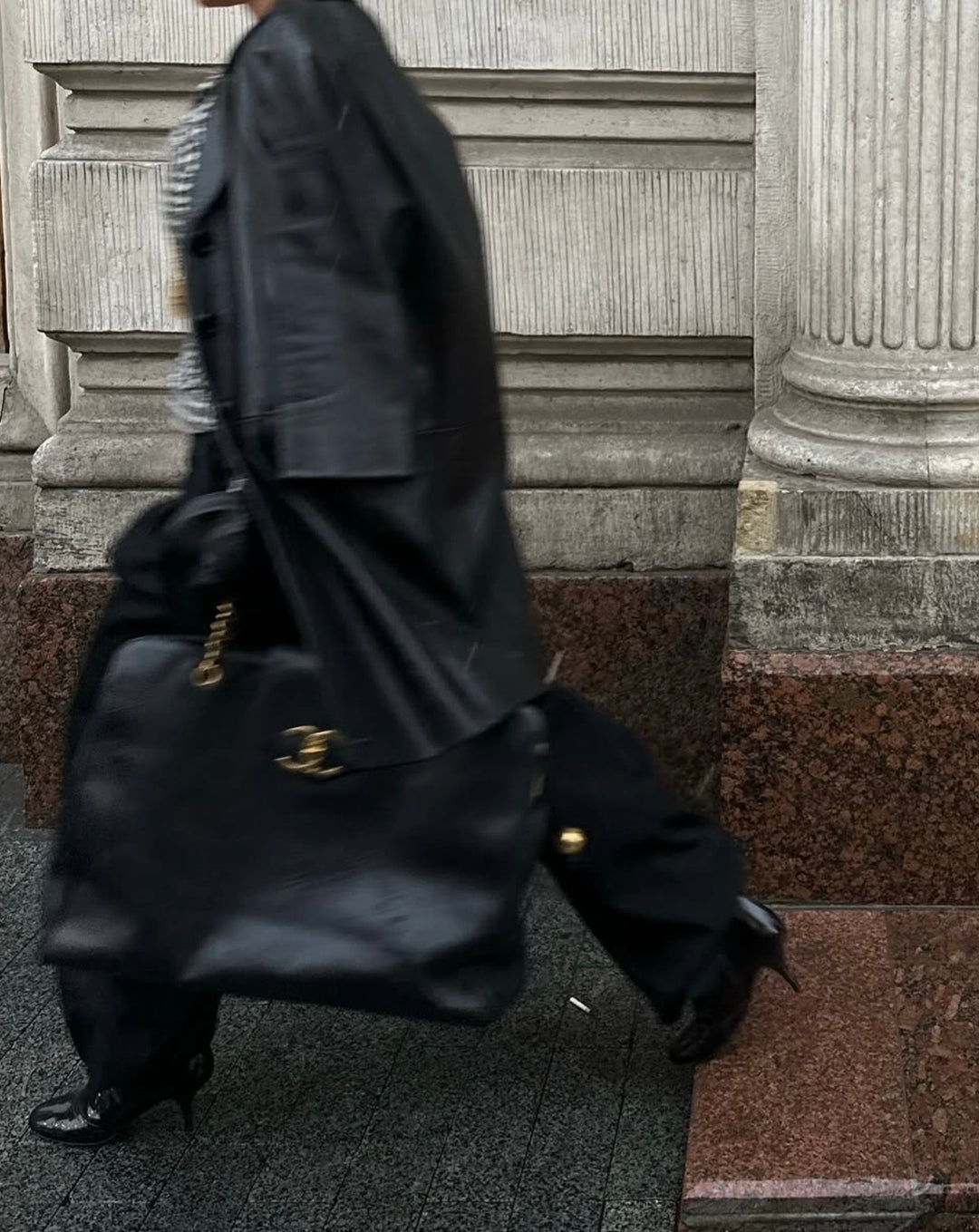 Chanel Rare Vintage Caviar XL Supermodel Tote