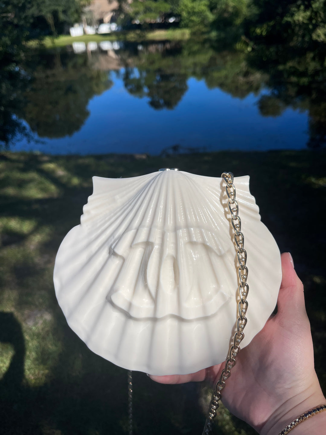 Chanel 19S White Runway Shell Minaudiere