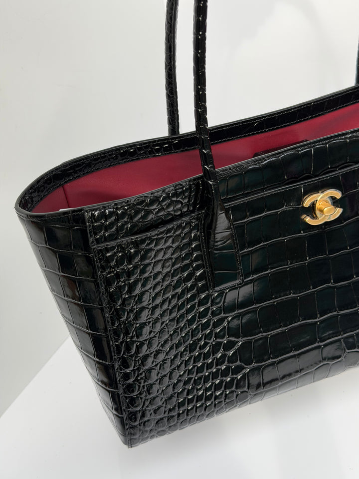 Chanel Small Shopping Bag Crocodile Embossed Calfskin Black 2026