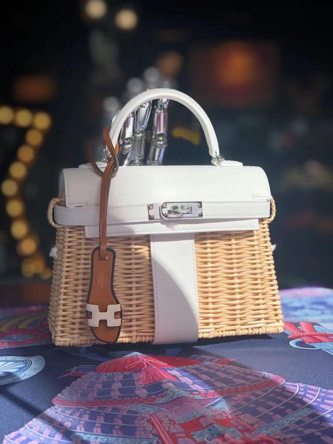 Hermès Mini Kelly Picnic Wicker New White Palladium Hardware 2023