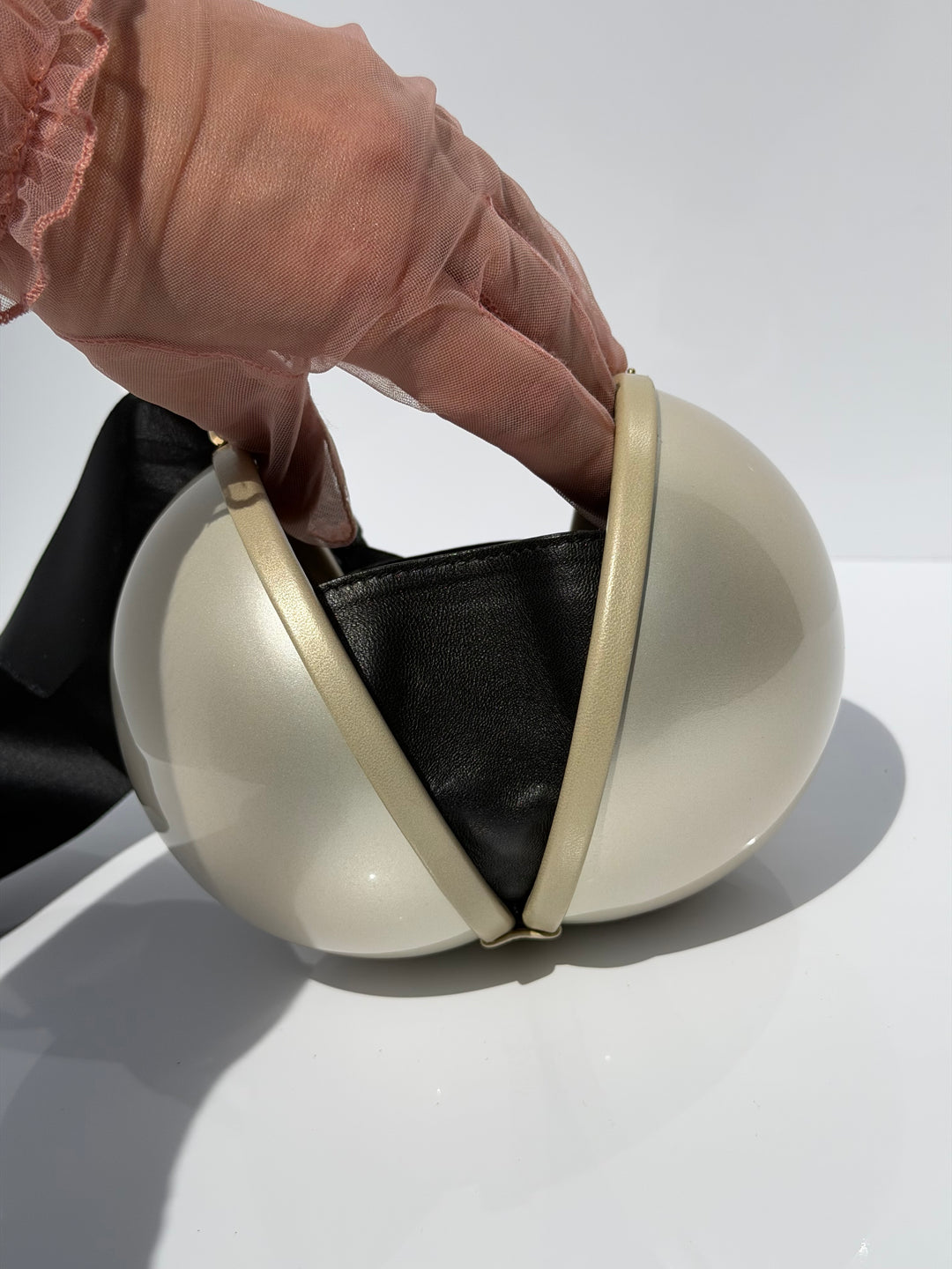 Chanel Runway Pearl Clutch Champagne Gold Lucite Black Ribbon Gold Hardware 2005