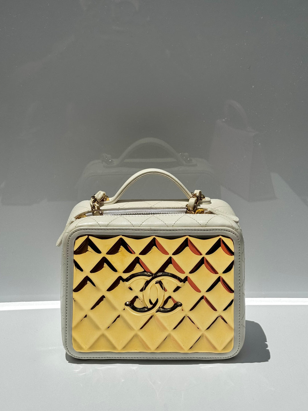 Chanel 21K Small White Lambskin Golden Plate Vanity Case