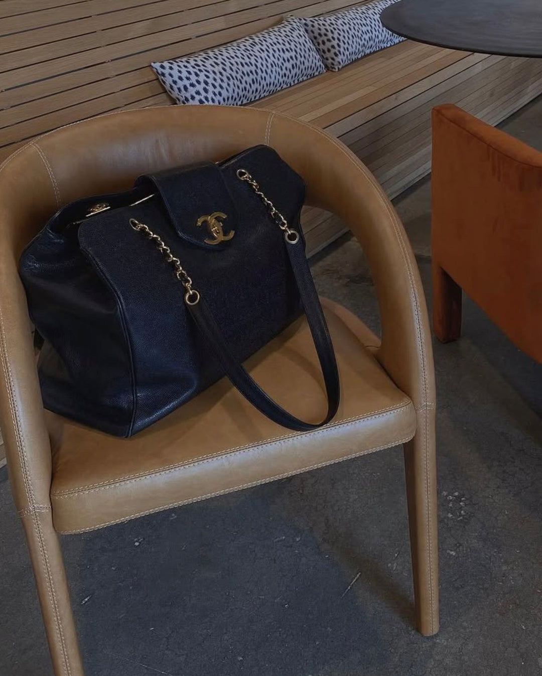 Chanel Rare Vintage Caviar XL Supermodel Tote