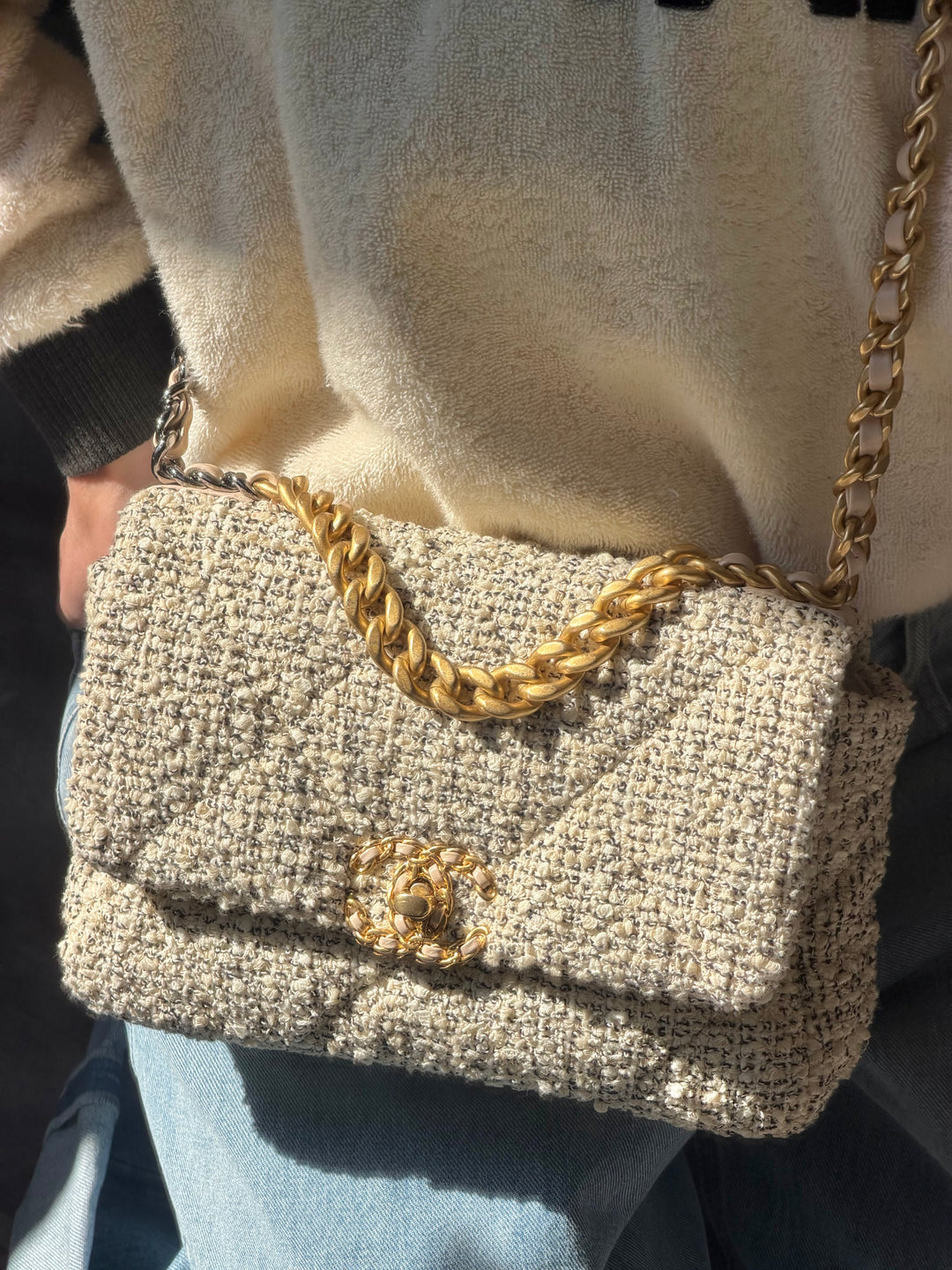 Chanel Small Houndstooth 19 Flap Bag