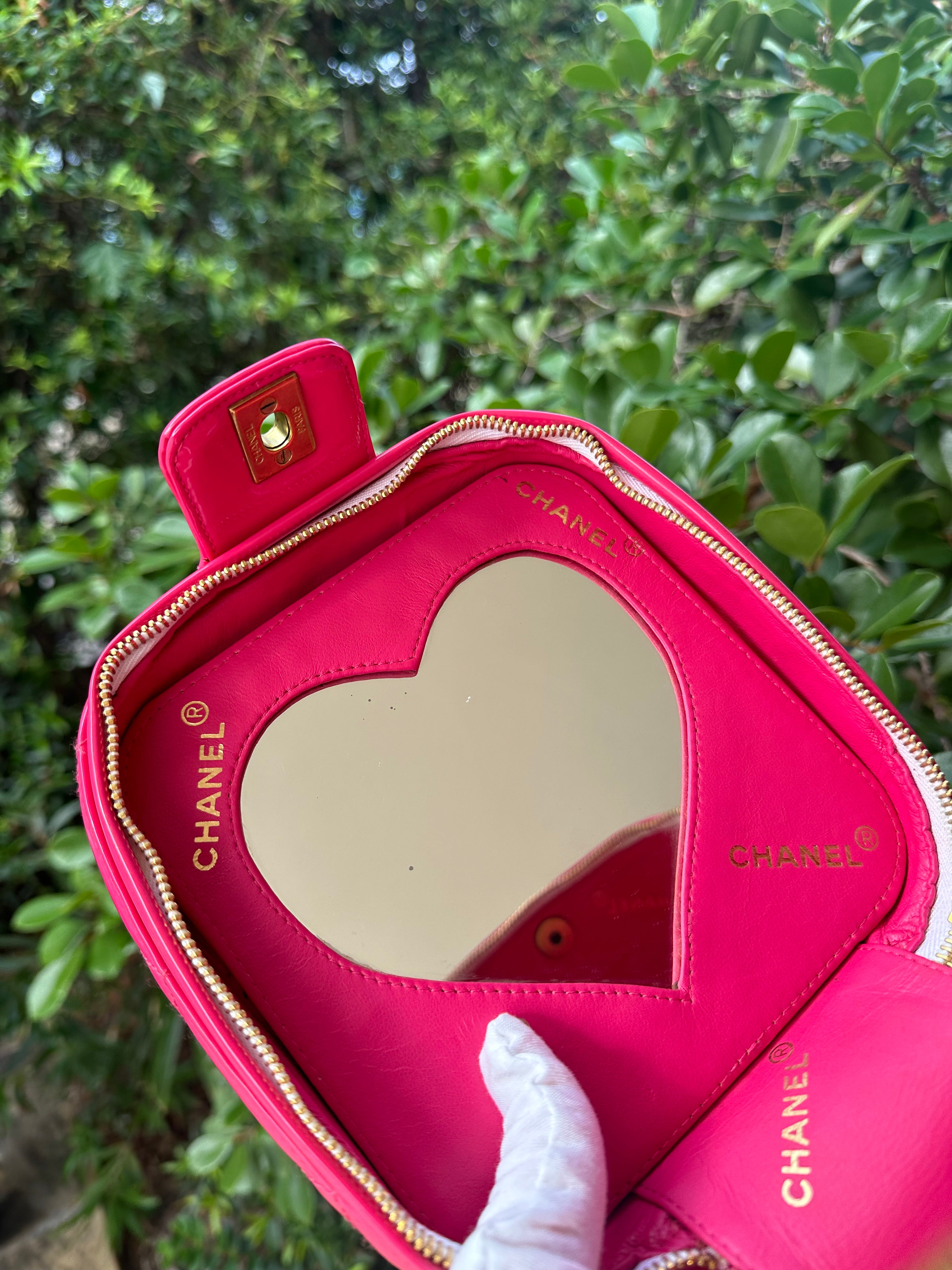 Chanel 1995 Barbie Collection Hot Pink Heart Vanity Case – Its A