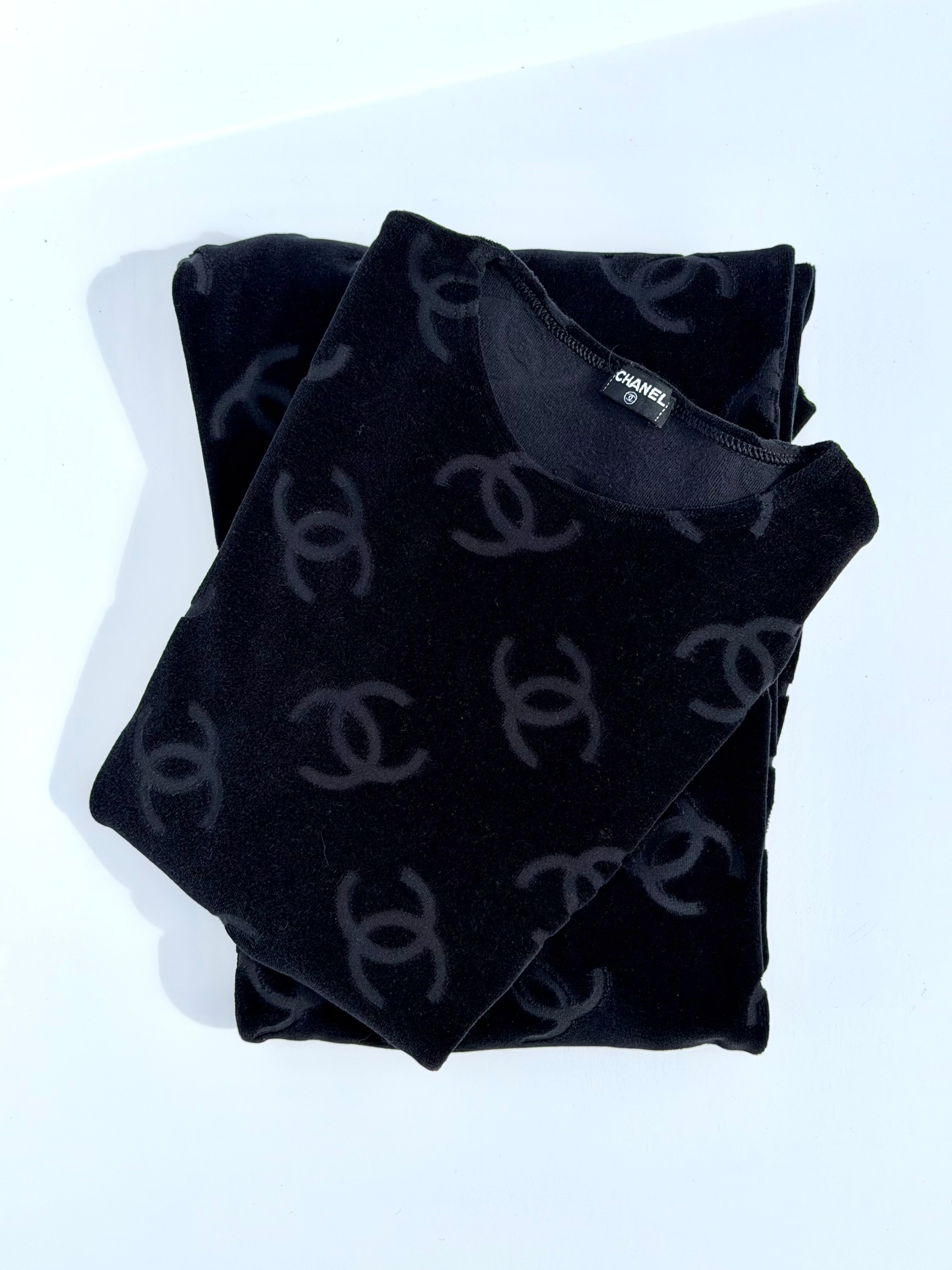 Chanel Spring 1996 Black Velour Top and Bottom Set – Its A Luv Story