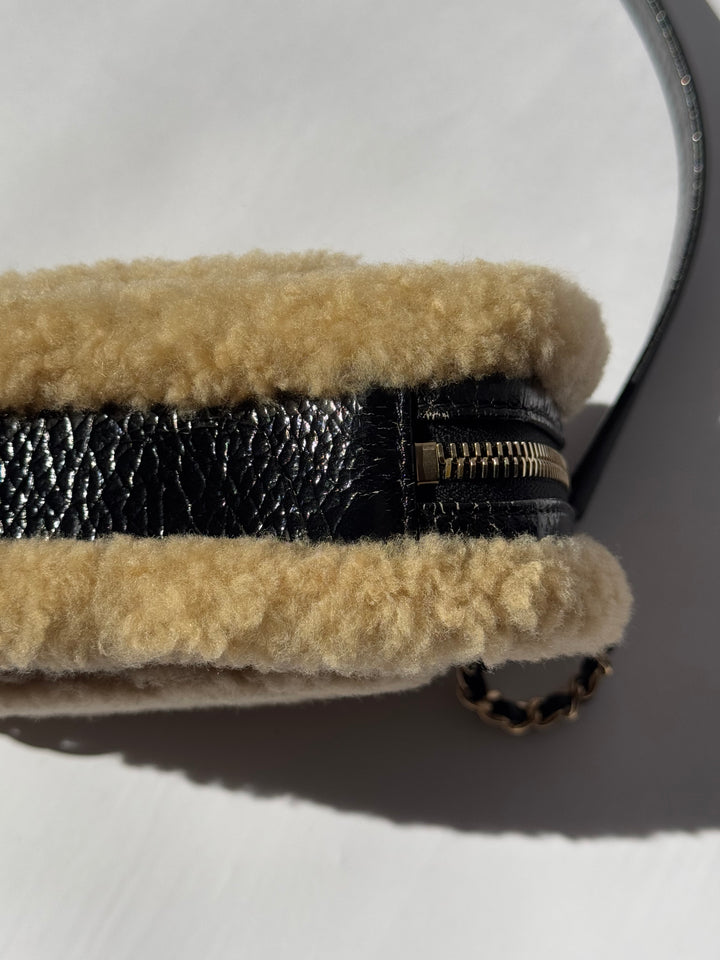 Chanel Shiny Crumpled Sheepskin Shearling CC Mania Waist Bag