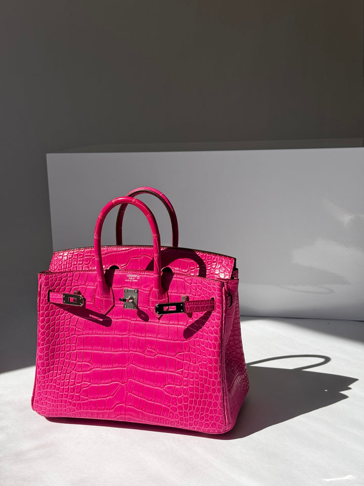 Hermès Birkin 25 Matte Alligator Rose Shocking Palladium Hardware 2019